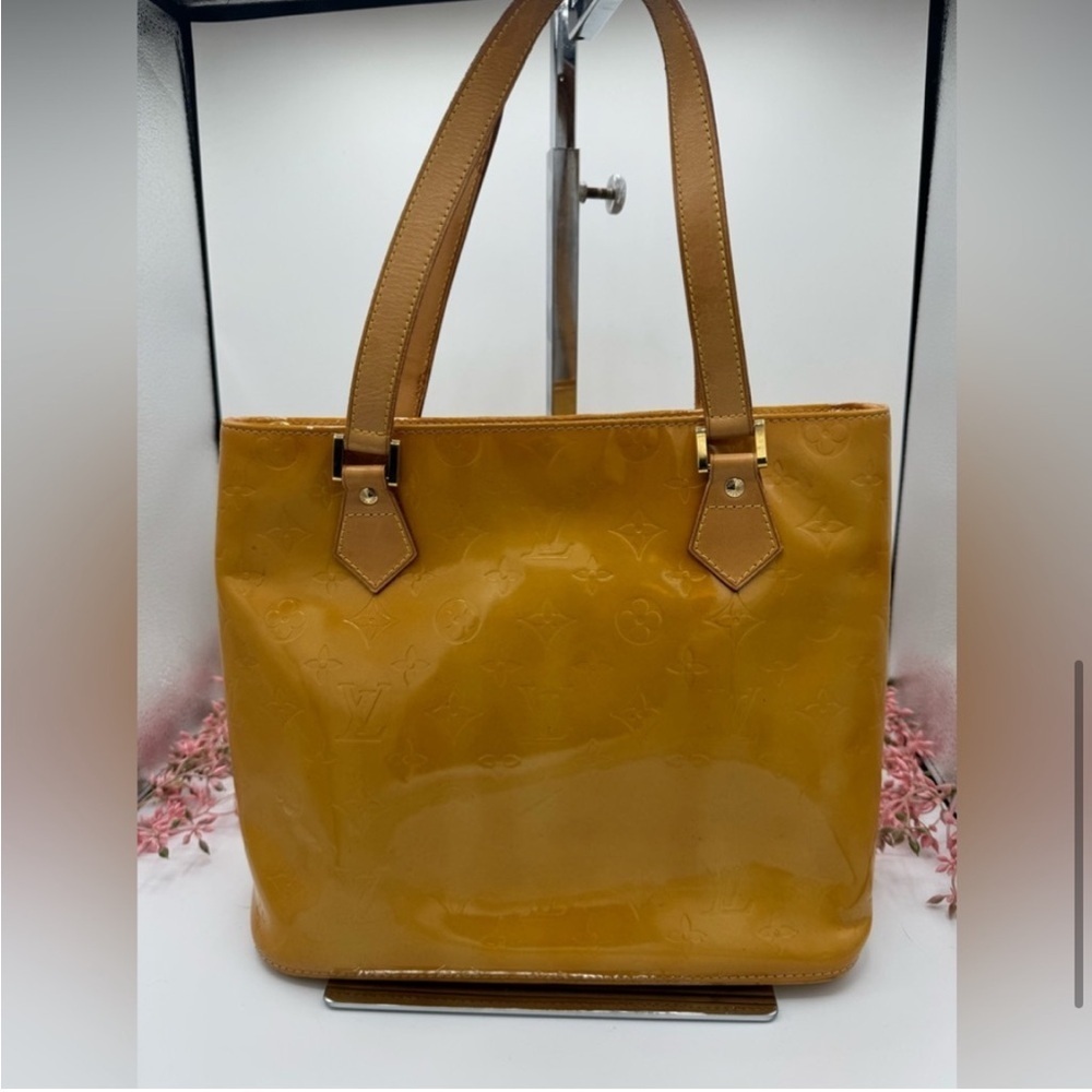 Louis Vuitton Yellow Vernis Leather Houston Shoulder Bag EUC - Picture 6 of 10